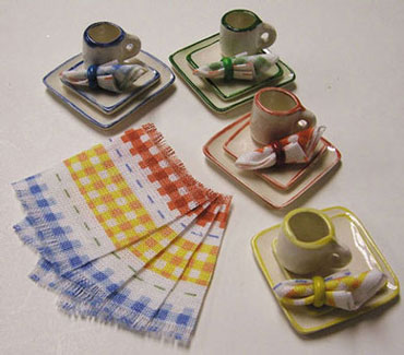 Dollhouse Miniature Square Dinner Set, Place, Nap - Fiesta Rim